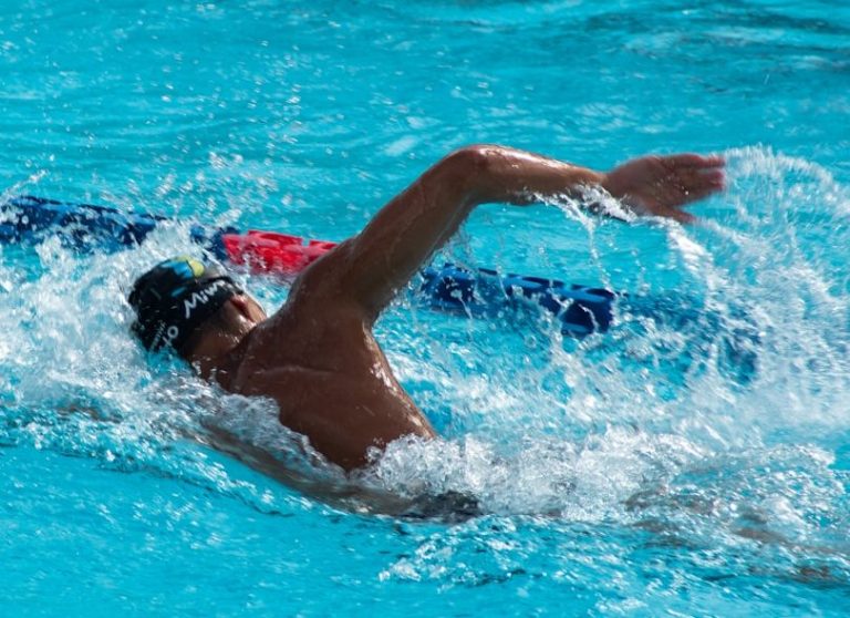 Schéma pédagogique  pour progresser en natation et se perfectionner et développer une nage efficace